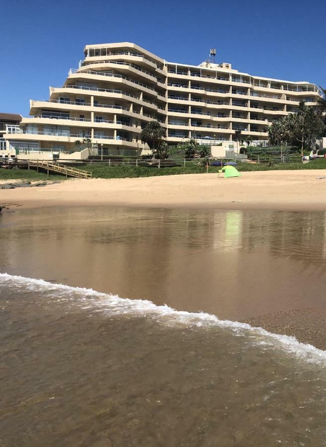Sands Beach Breaks Luxury Beach Front Баллито Экстерьер фото