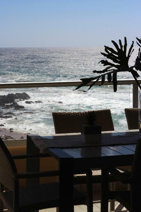 Sands Beach Breaks Luxury Beach Front Баллито Экстерьер фото